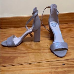 Vince Cameron sparkly nude heels (6M/36)